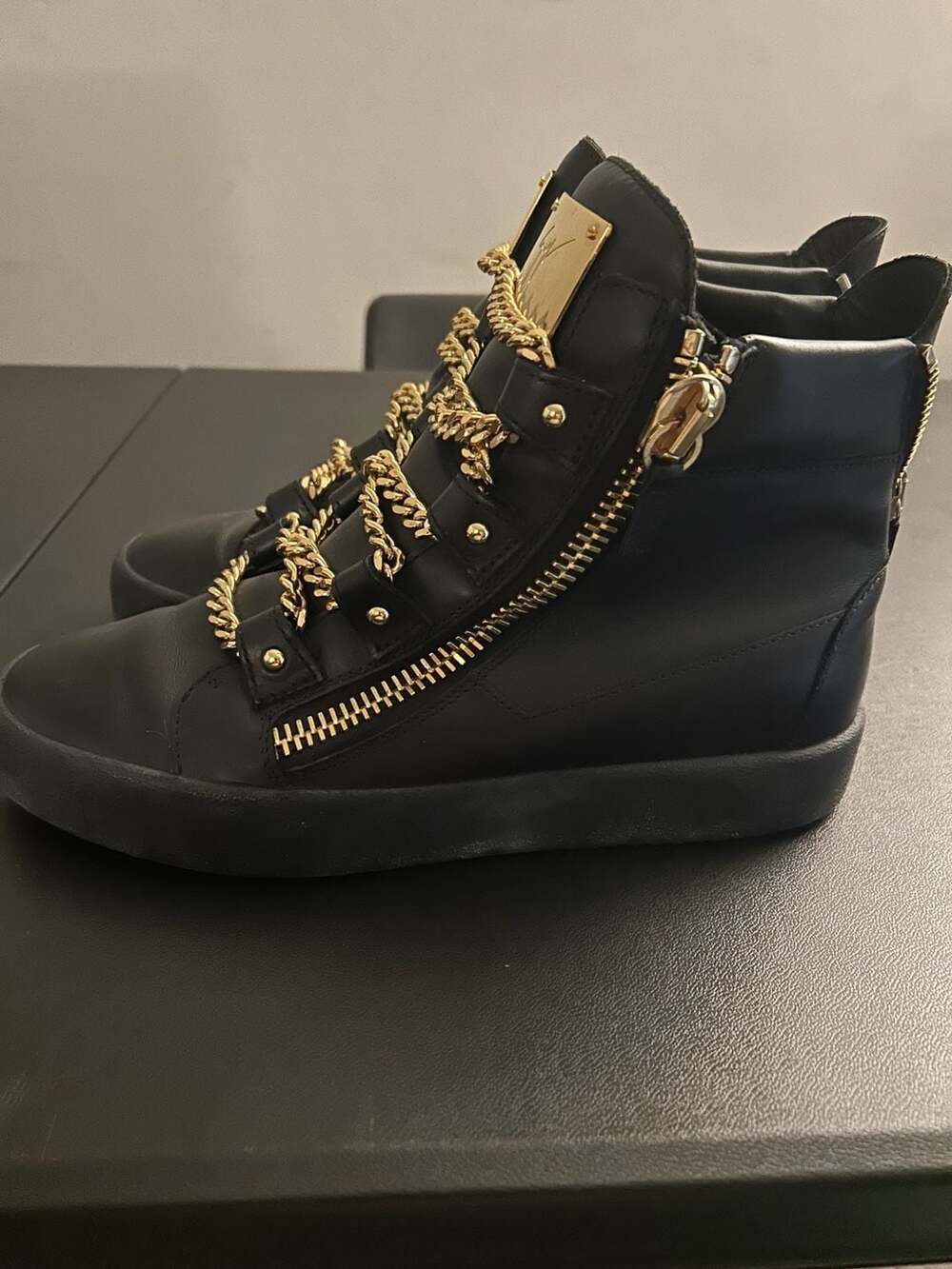 Giuseppe Zanotti Black Leather Gold Chain High Top Sneakers - Picture 4 of 7